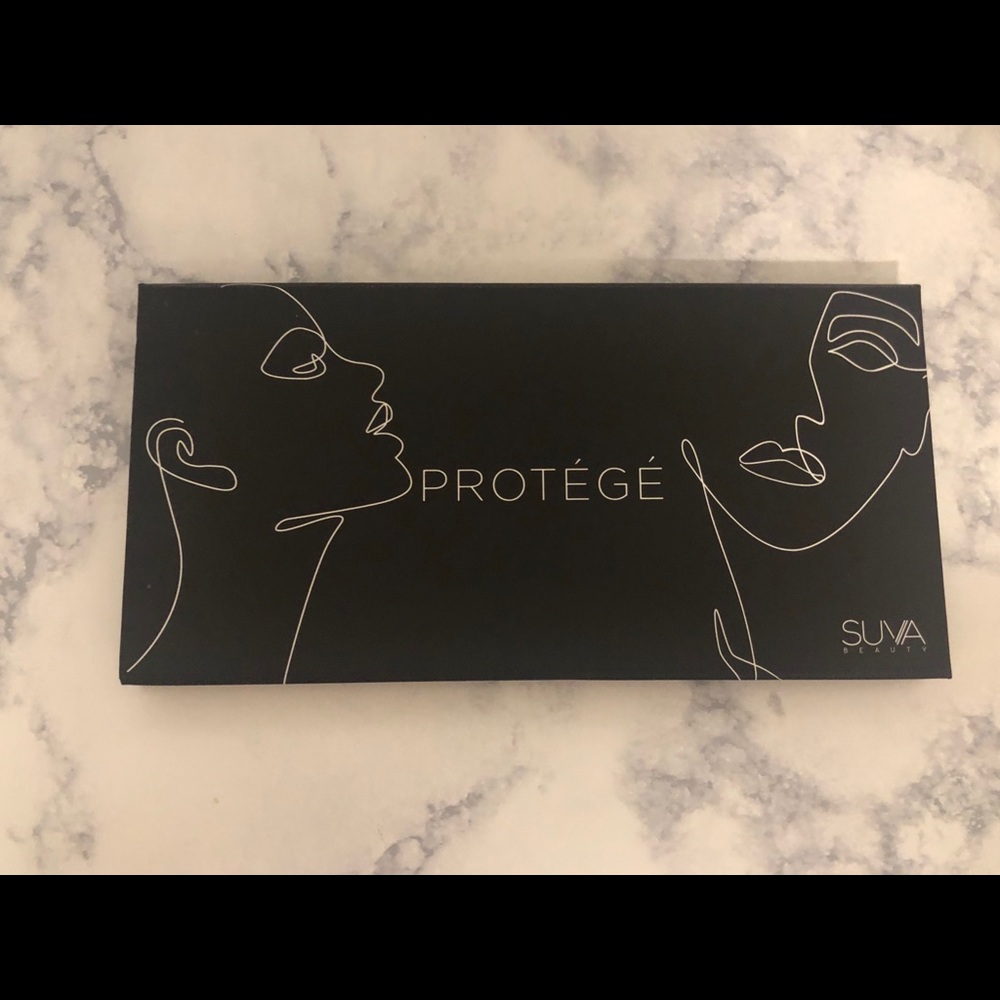 Protege eyeshadow palette